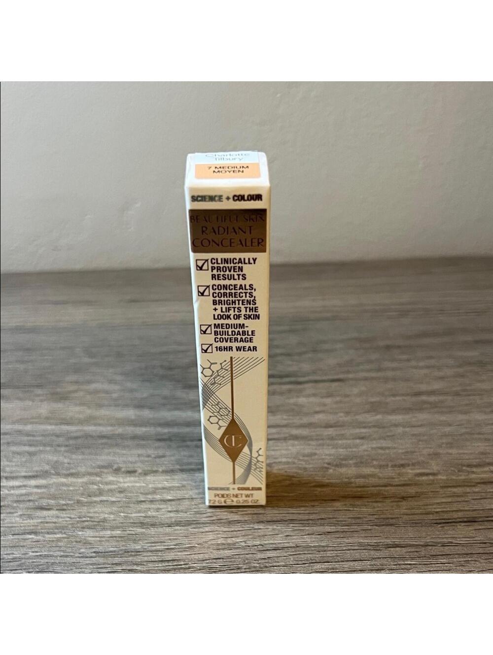 Charlotte Tilbury Radiant Concealer in Medium